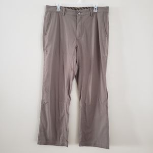 Lululemon – Technical Golf Pants